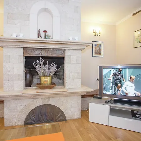 Hope Vi Apartman